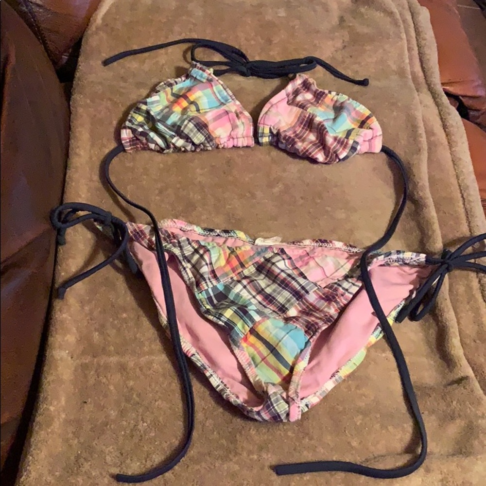 👙•GENTLY USED• Mulit colored plaid bikini👙